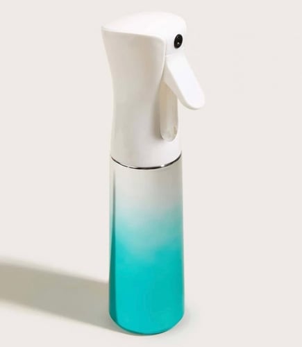 سبراي بلاستيكي ذو رشة طويلة! مفيد لوقت الريفرش