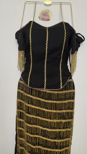 فستان اسماء