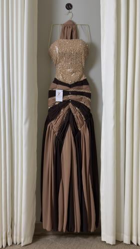 فستان هنادي