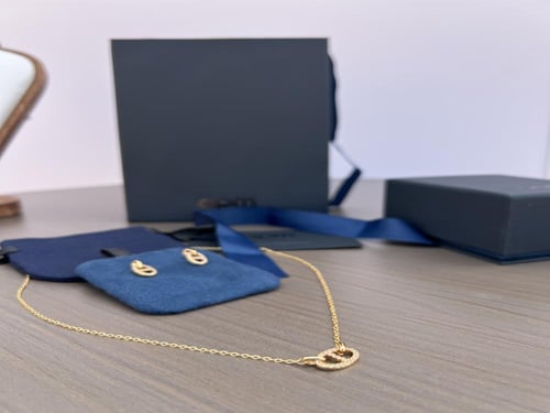 طقم APM Monaco الذهبي الفاخر