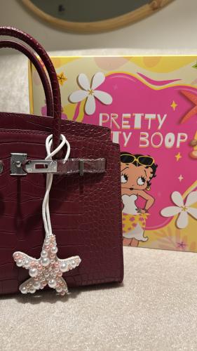 تعليقة النجمه