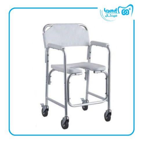 كرسي حمام واستحمام مع كفرات وفتحة من الأمام