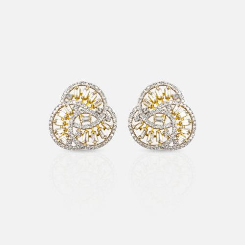Intertwined hoop earrings