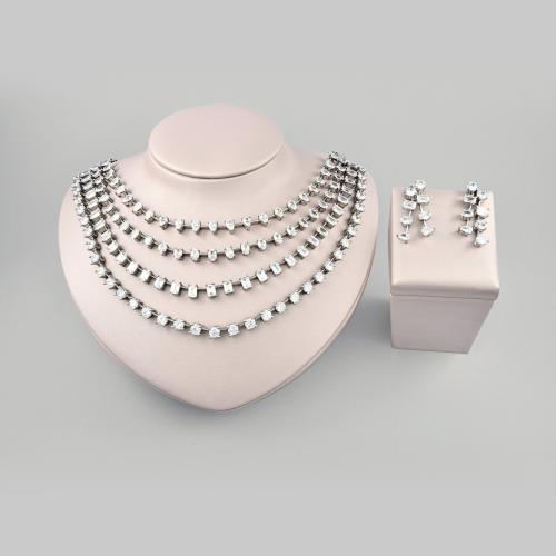 The royal set