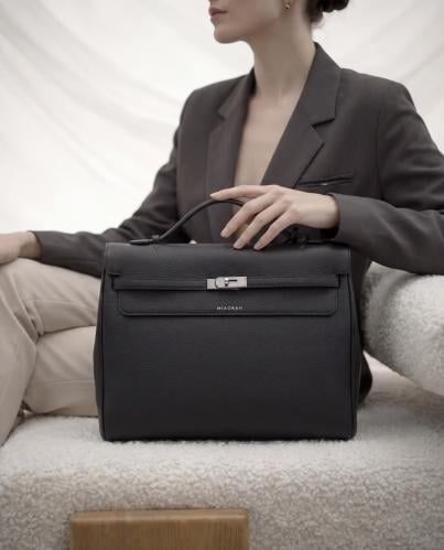 حقيبة لابتوب سوداء 16 inch