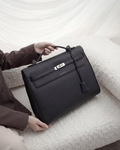 حقيبة لابتوب سوداء 16 inch