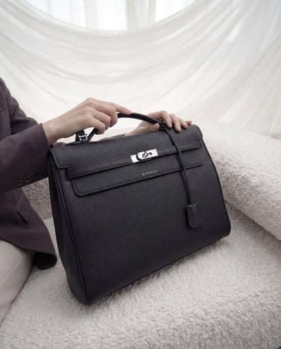 حقيبة لابتوب سوداء 16 inch