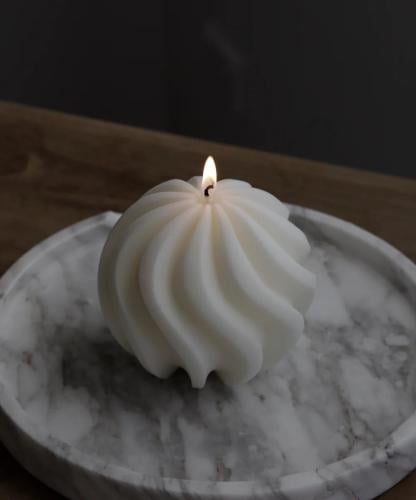 شمعة كارا