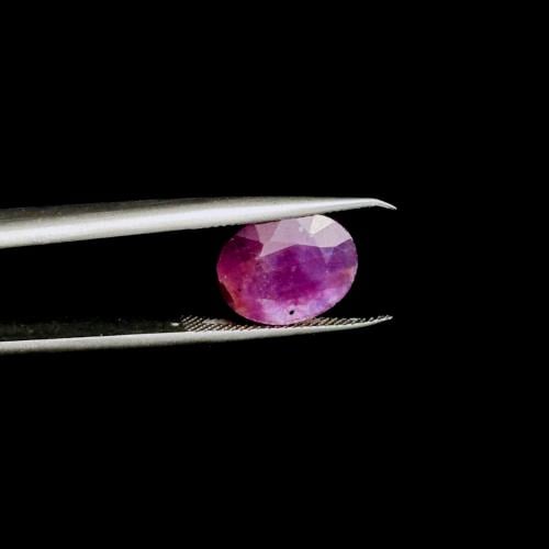 حجر اقوت إفريقي 4.31 قيراط