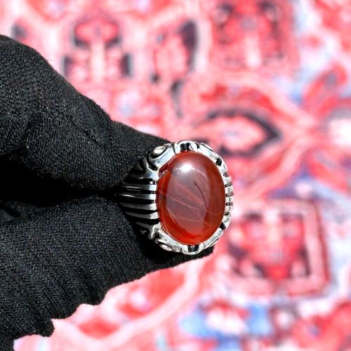 خاتم عقيق يماني ياقوتي مزعفر