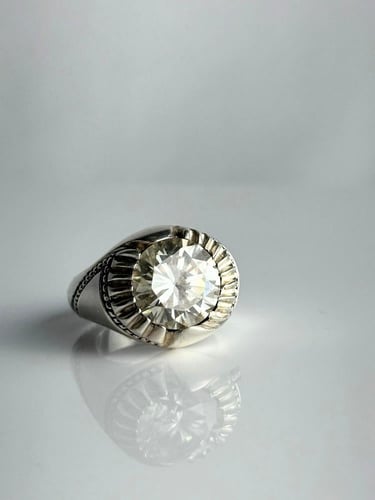 خاتم موزونايت