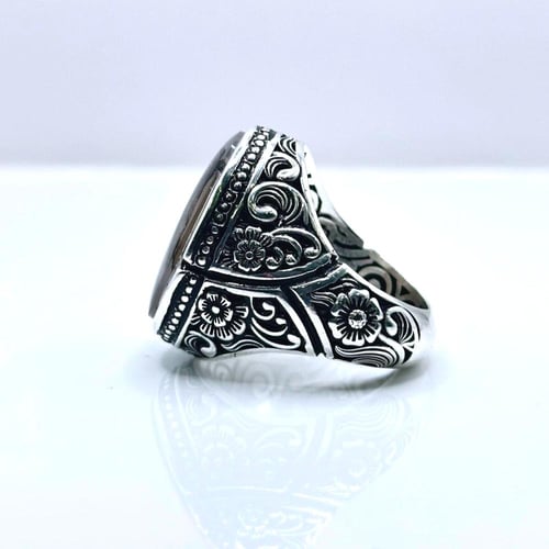 خاتم عقيق يماني فل تشجير - نقش داخلي