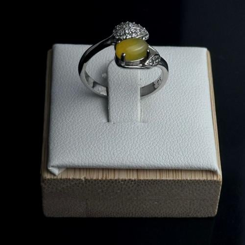 خاتم نسائي مرصع بحجر شرف الشمس