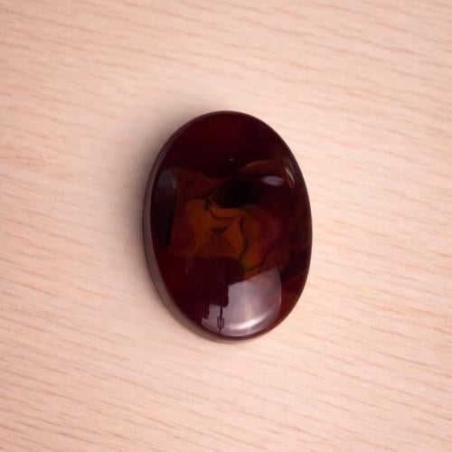 حجر عقيق يماني أحمر مزعفر ومشجر