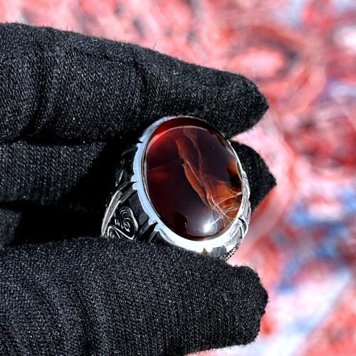 خاتم عقيق يماني كرزي مزعفر