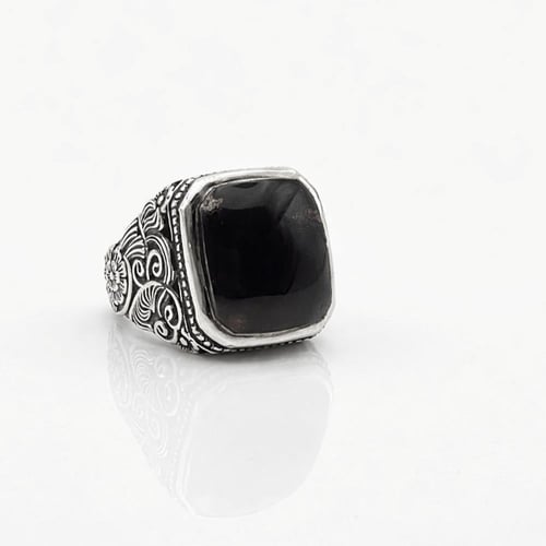 خاتم عقيق يماني كرزي مزعفر