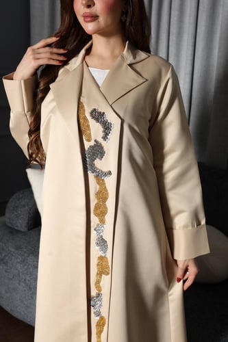 عبايه بتطريز يدوي بخام التفته