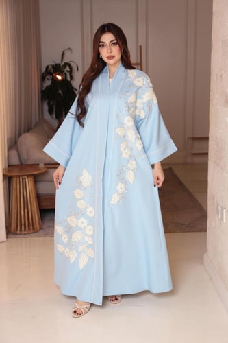 جلابيه قطعتين بتطريز يدوي