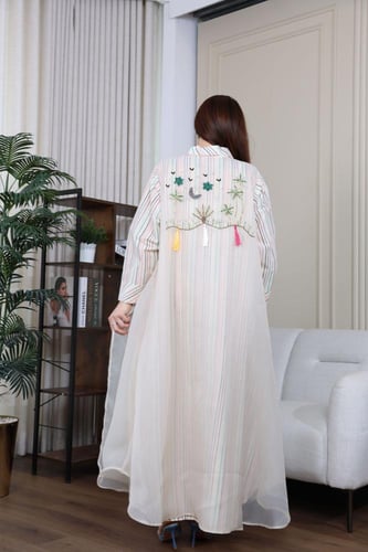 جلابيه بخام الاورنقزا وتطريز يدوي