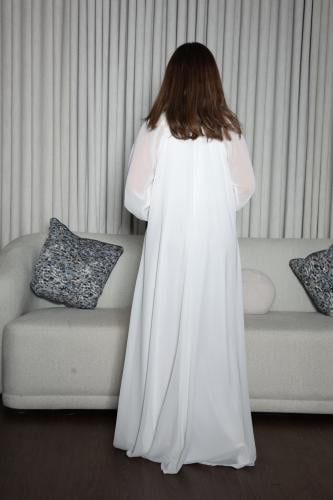 فستان بخام الشيفون وتطريز بالصدر