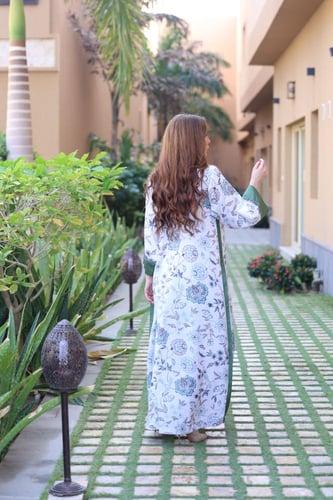 مخوار بتطريز يدوي وطرحه