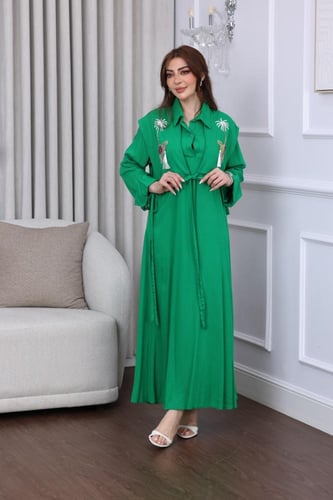 جلابية لينن بتطريز بدوي لليوم الوطني