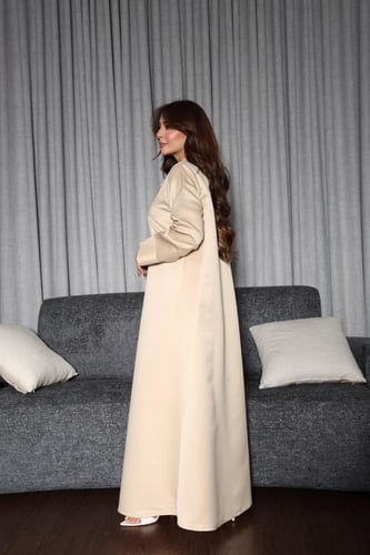 عبايه بتطريز يدوي بخام التفته