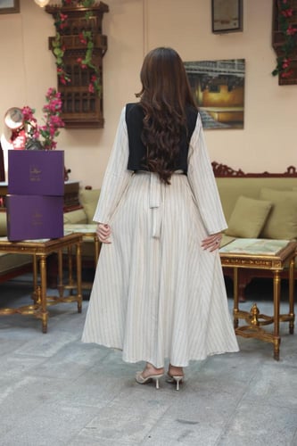 جلابيه لينن بتطريز بالهويه الوطنيه