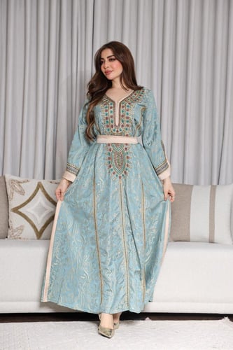 جلابيه استقبال بخام الجكار بطرحه وحزام وتطريز شك