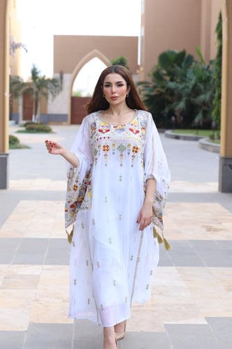 جلابيه بتطريز كمبيوتر
