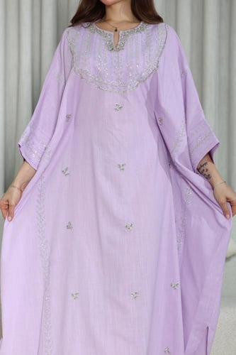 جلابيه لينن ملكيه بتطريز شك وحزام مخفي