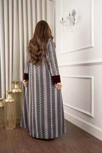 جلابيه بتدخيلات المخمل