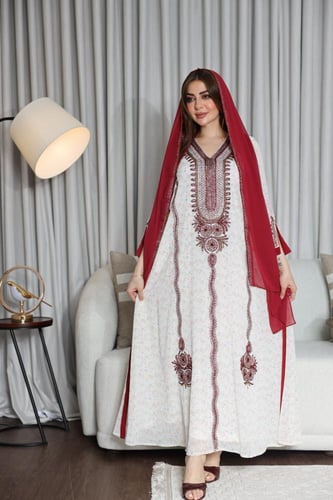 مخوار بتطريز يدوي وطرحه