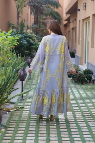 جلابيه قطعتين بتطريز يدوي