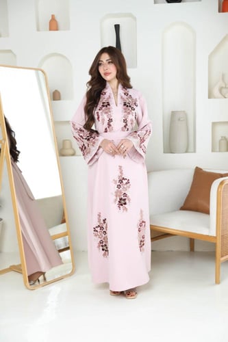 جلابيه بتطريز يدوي بخام الباربي