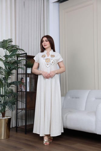 جلابيه لينن بتطريز كمبيوتر بالصدر