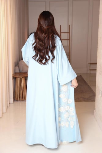 جلابيه قطعتين بتطريز يدوي