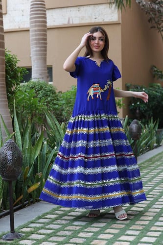 جلابيه بخام شيفون مطرزه بالجمل العربي