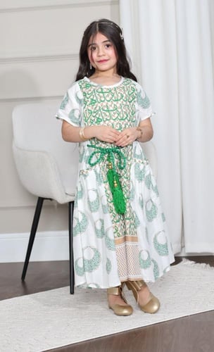 جلابيه رمضانيه بناتي بنقش الحروف العربيه