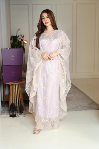 جلابيه سهره كلفه بالصدر وحزام مخفي للتحكم بالمقاس