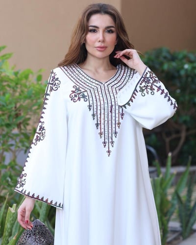 جلابيه بتطريز بالصدر والاكمام للمناسبات الرمضانيه