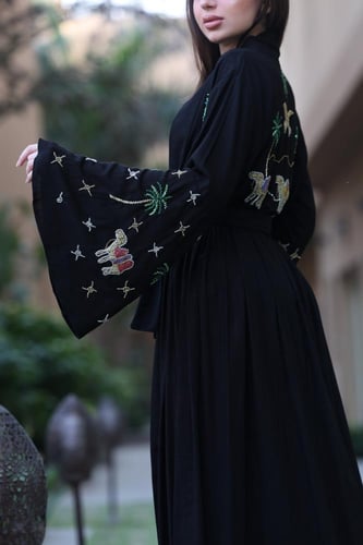 جلابيه قطعتين لينن بتطريز يدوي