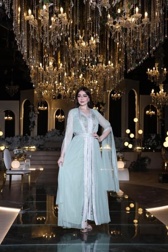 جلابيه قطعتين تل تطريز شك