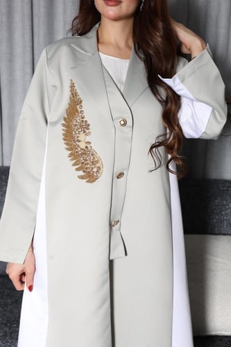 عبايه بتطريز يدوي بخام التفته