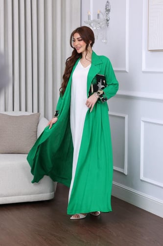 جلابية قطعتين بتطريز كمبيوتر لليوم الوطني