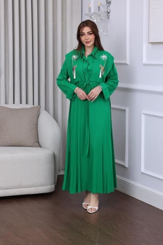 جلابية لينن بتطريز بدوي لليوم الوطني