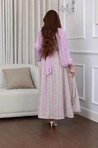 جلابيه قطعتين بتطريز شك يدوي