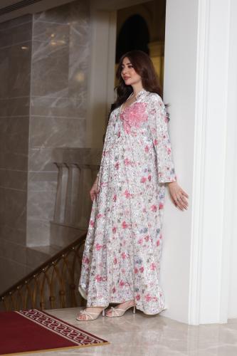 جلابيه مخمل بكلفه بالصدر