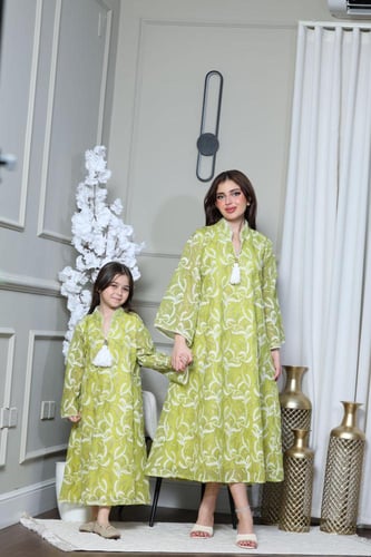 جلابيه بناتي بتطريز كمبيوتر