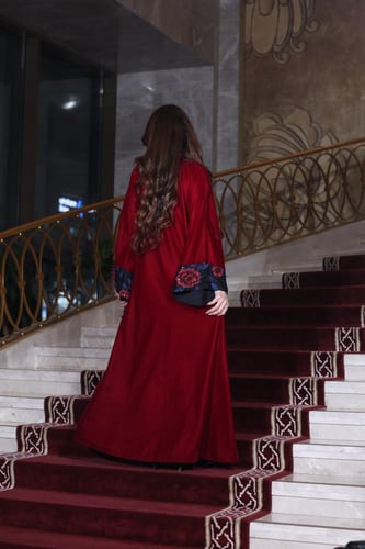 جلابيه مخمل بتطريز يدوي